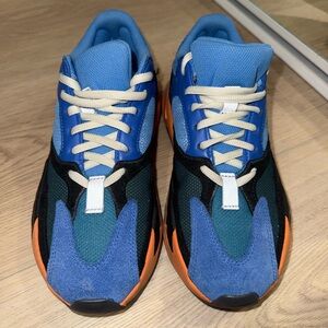 Yeezy Boost 700 - Bright Blue